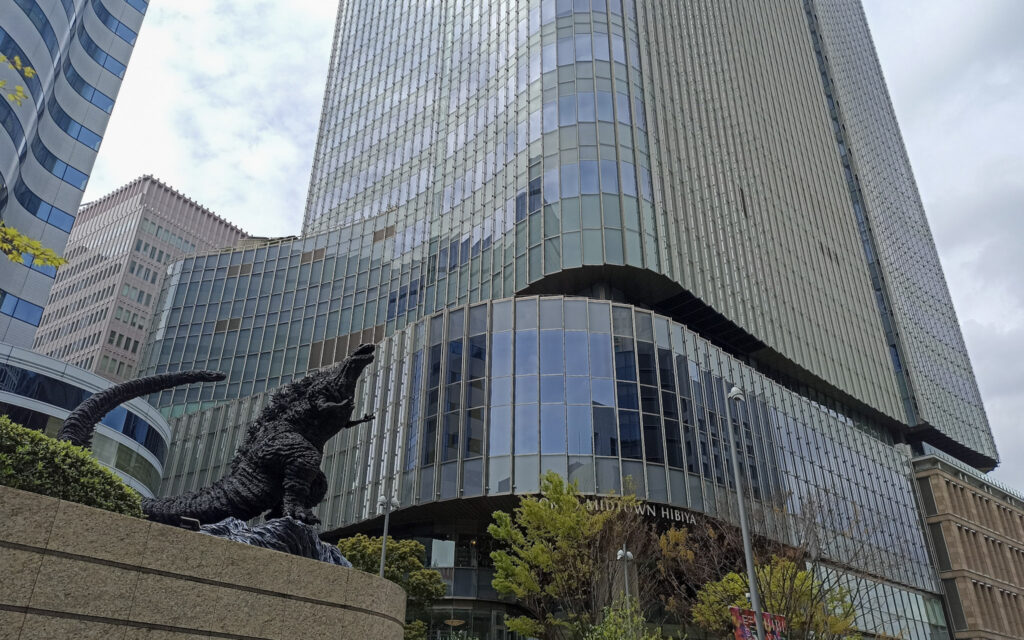 socha Godzilla, Hibiya, Tokio