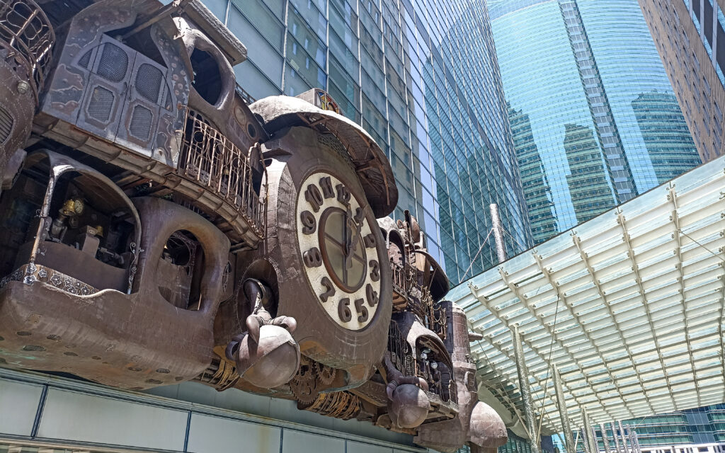 Ghibli hodiny, Shimbashi, Tokio