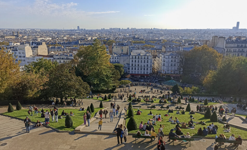 Výhled na Paříž od baziliky Sacre Coeur