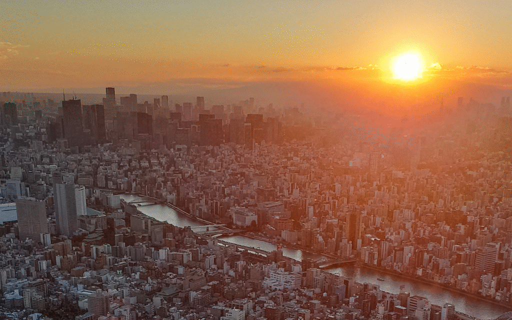 Tokio, západ slunce